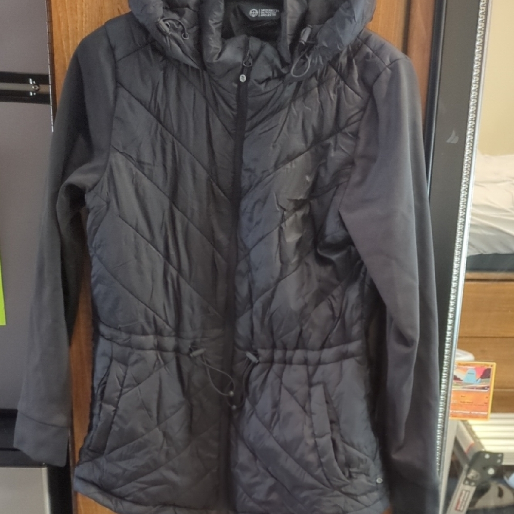 Mondetta Women's Black Quilted Puffer Jacket